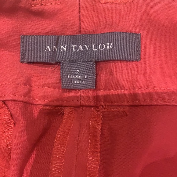 Ann Taylor Capri Pant - Picture 5 of 6